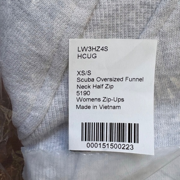 NWT Lululemon Oversized Scuba Funnel Neck Half Zip XS/S (long) in Heathered Grey - Picture 3 of 3
